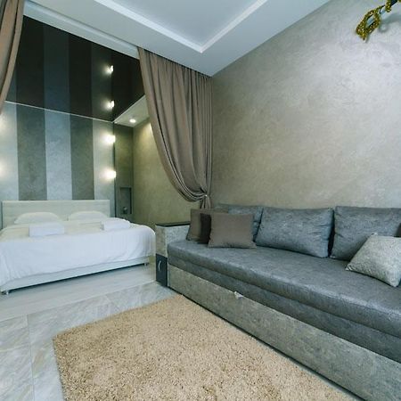 Студия На Бориса Гмыри 12Б Apartment Kyiv Exterior photo